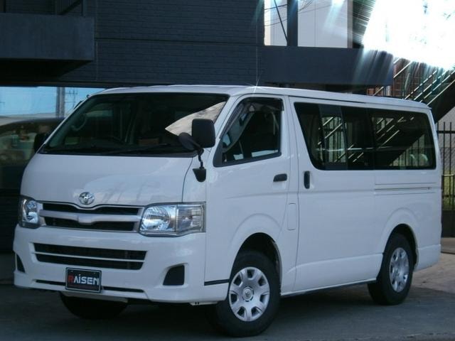 Toyota HIACE VAN 2010 — фото автомобиля 1