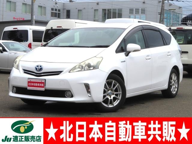 Toyota PRIUS ALPHA 2011 — фото автомобиля