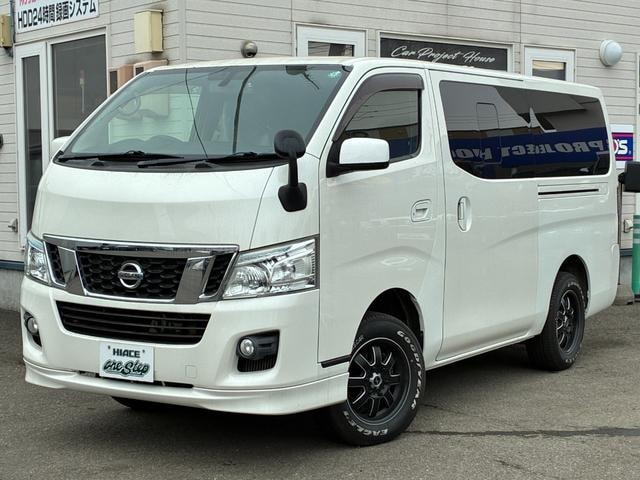 Nissan NV350CARAVAN VAN 2013 — фото автомобиля