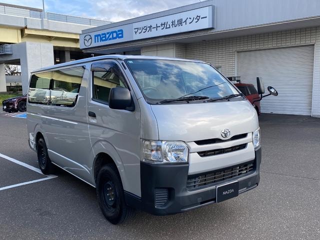 Toyota HIACE VAN 2015 — фото автомобиля 1