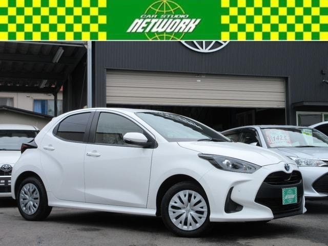Toyota YARIS 2023 — фото автомобиля 1