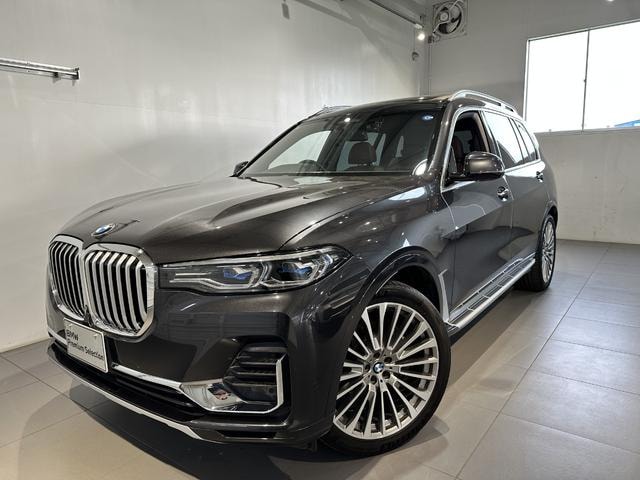 Bmw X7 2022 — фото автомобиля 1