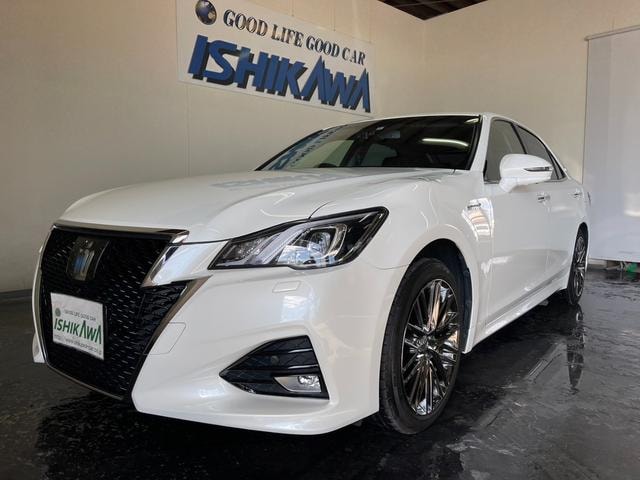 Toyota CROWN HYBRID 2016 — фото автомобиля