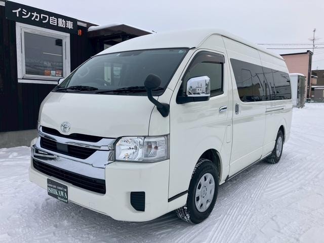 Toyota HIACE WAGON 2020 — фото автомобиля 1