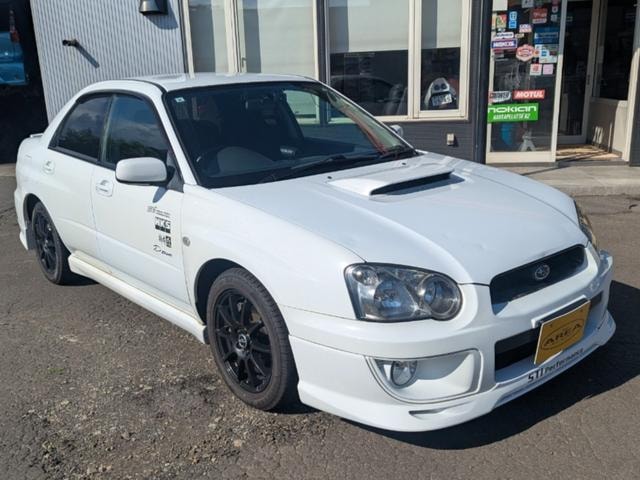 Subaru IMPREZA 2003 — фото автомобиля 1