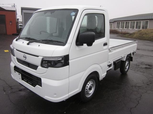 Nissan NT100CLIPPER TRUCK 2026 — фото автомобиля