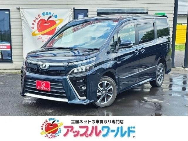 Toyota VOXY 2017 — фото автомобиля 1