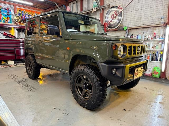 Suzuki JIMNY 2025 — фото автомобиля 1