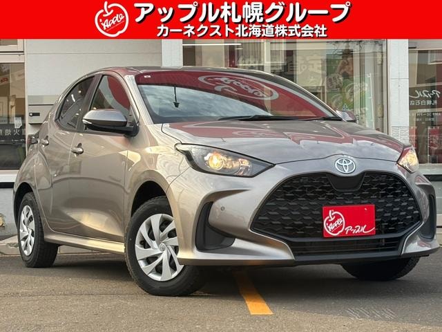Toyota YARIS 2024 — фото автомобиля