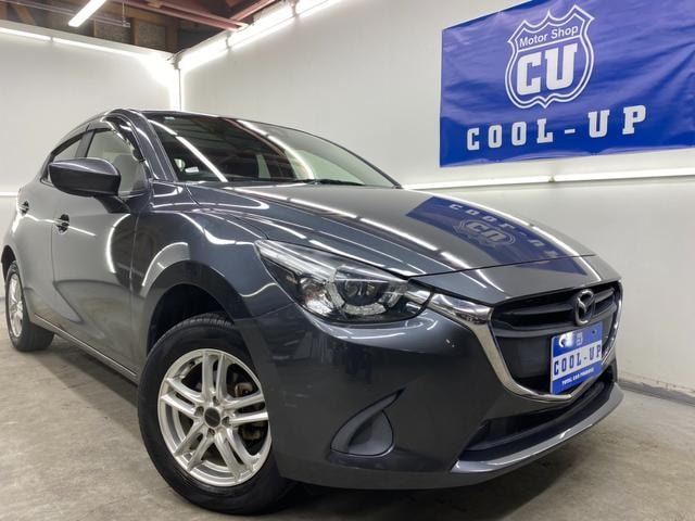 Mazda DEMIO 2016 — фото автомобиля 1