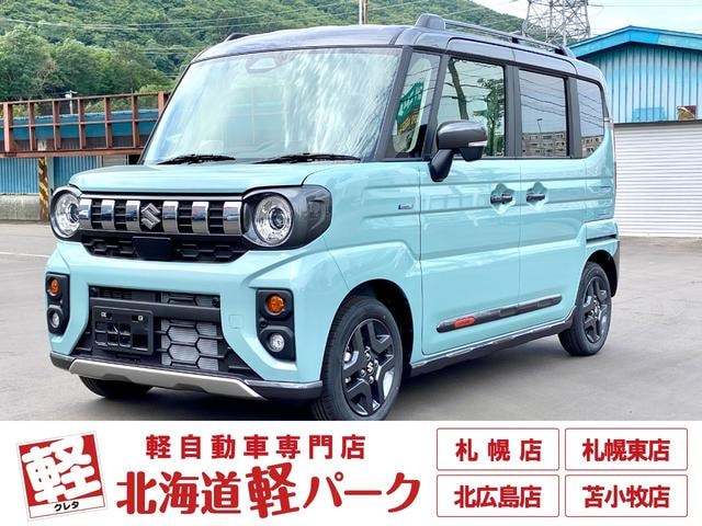 Suzuki SPACIA GEAR 2024 — фото автомобиля 1