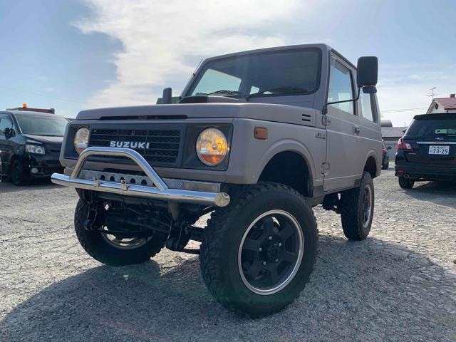 Suzuki JIMNY 1995 — фото автомобиля