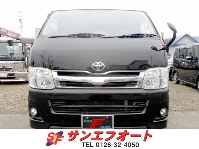 Toyota REGIUS ACE VAN 2010 — фото автомобиля