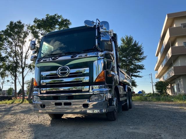 Hino PROFIA 2017 — фото автомобиля 1