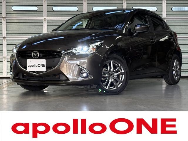 Mazda DEMIO 2019 — фото автомобиля 1