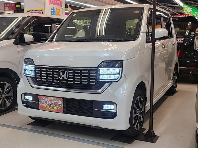 Honda N-WGN CUSTOM 2021 — фото автомобиля 1