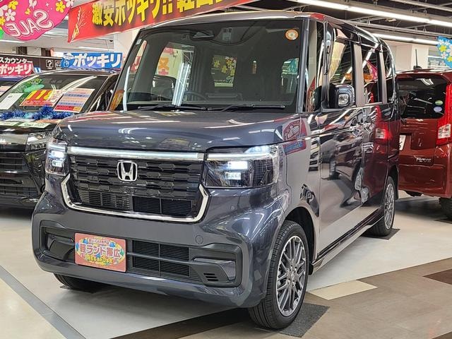 Honda N-BOX CUSTOM 2024 — фото автомобиля 1