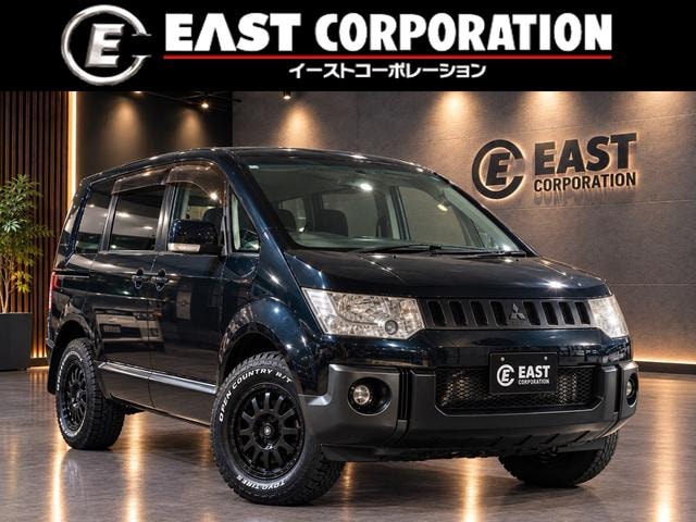 Mitsubishi DELICA D:5 2013 — фото автомобиля 1