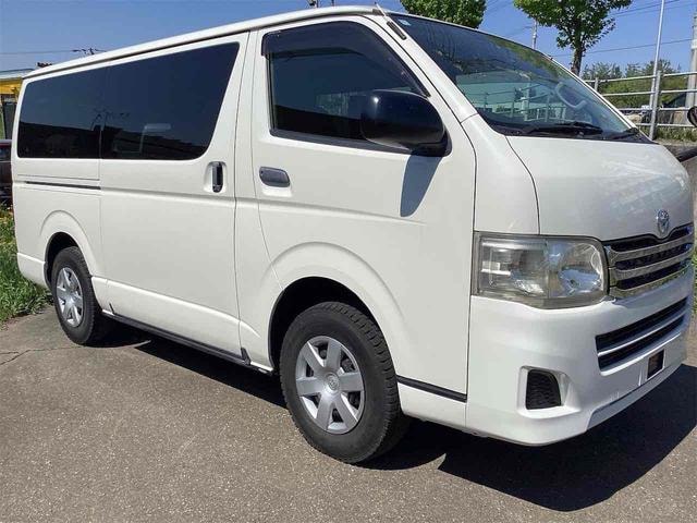 Toyota HIACE VAN 2012 — фото автомобиля 1