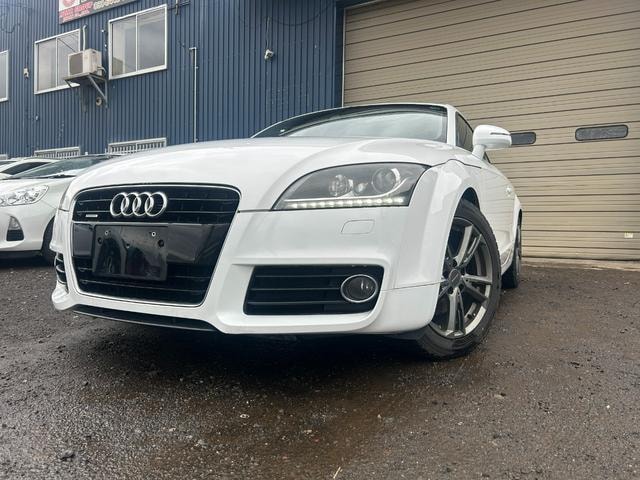 Audi TT COUPE 2011 — фото автомобиля 1