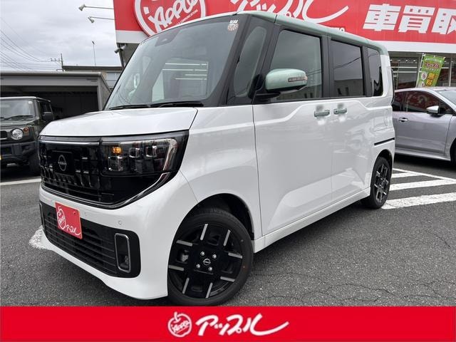 Nissan ROOX 2025 — фото автомобиля 1