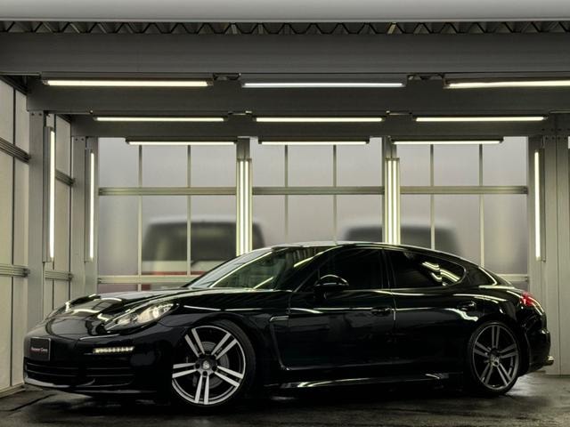 Porsche PANAMERA 2015 — фото автомобиля 1