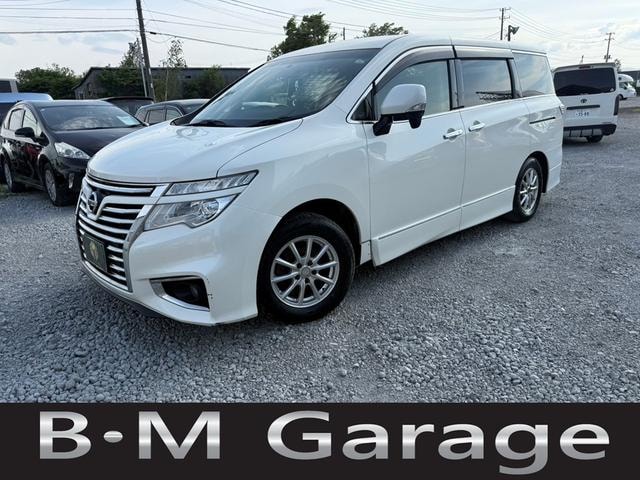 Nissan ELGRAND 2017 — фото автомобиля