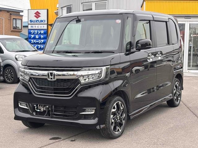 Honda N-BOX CUSTOM 2018 — фото автомобиля 1