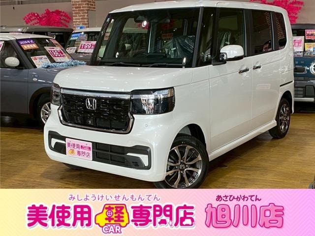 Honda N-BOX CUSTOM 2025 — фото автомобиля 1