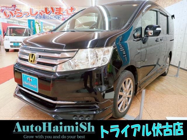 Honda STEPWAGON 2013 — фото автомобиля 1