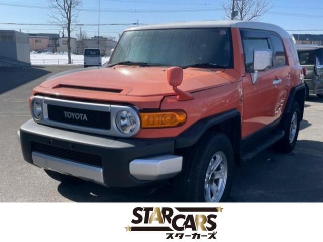 Toyota FJ CRUISER 2014 — фото автомобиля