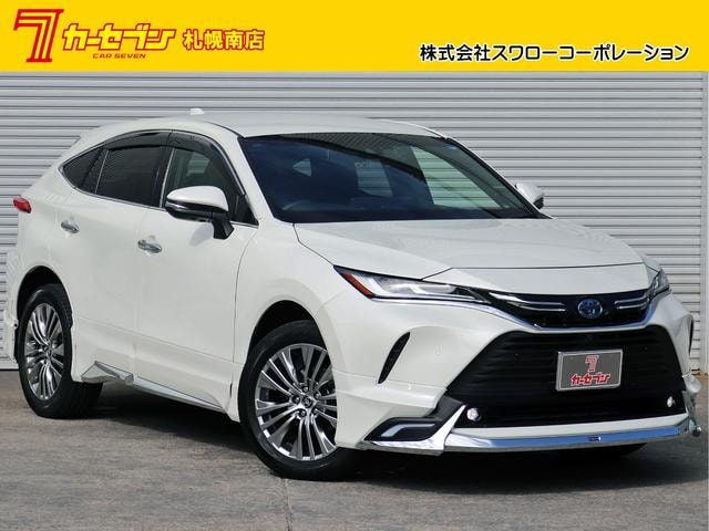 Toyota HARRIER HYBRID 2022 — фото автомобиля 1