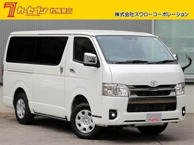 Toyota HIACE VAN 2025 — фото автомобиля