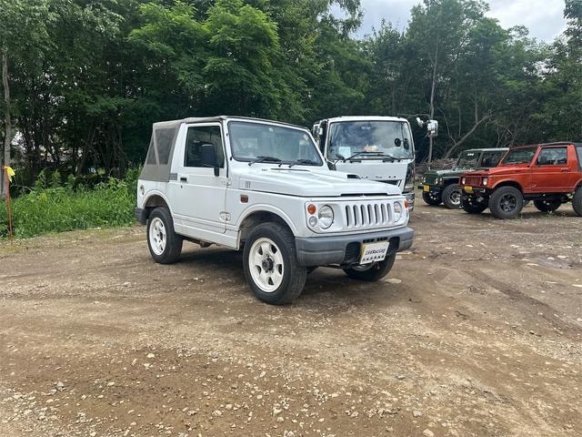 Suzuki JIMNY 1998 — фото автомобиля 1