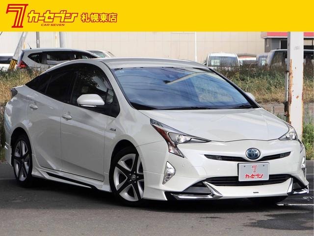 Toyota PRIUS 2016 — фото автомобиля 1