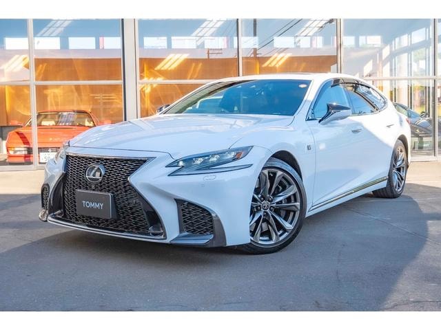 Lexus LS 2018 — фото автомобиля 1