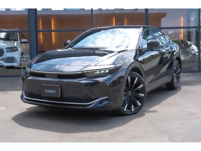 Toyota CROWN CROSSOVER 2023 — фото автомобиля 1