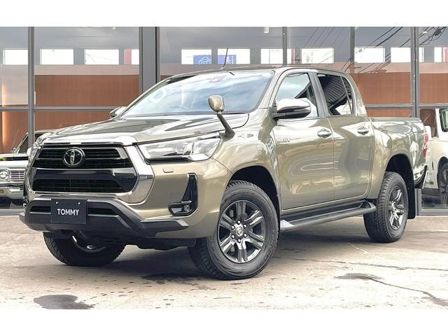 Toyota HILUX 2023 — фото автомобиля