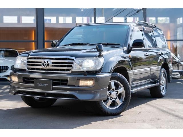 Toyota LAND CRUISER 100 2005 — фото автомобиля