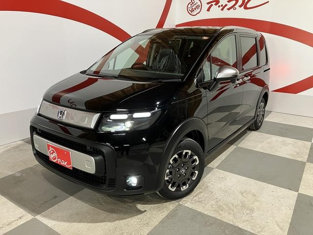 Honda FREED 2025 — фото автомобиля 1