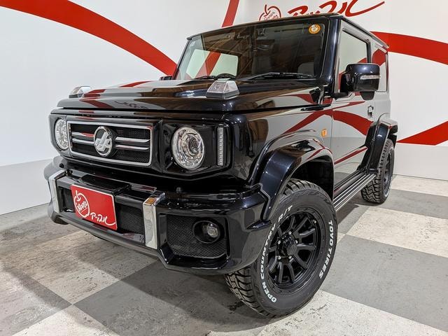 Suzuki JIMNY SIERRA 2024 — фото автомобиля