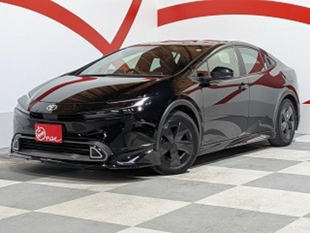 Toyota PRIUS 2024 — фото автомобиля 1