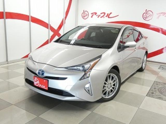 Toyota PRIUS 2016 — фото автомобиля 1