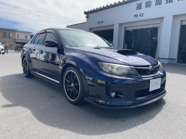 Subaru IMPREZA 2010 — фото автомобиля 1