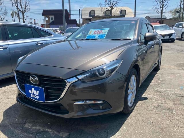 Mazda AXELA 2017 — фото автомобиля 1