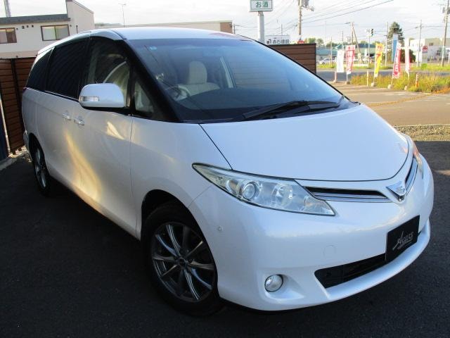 Toyota ESTIMA 2012 — фото автомобиля 1