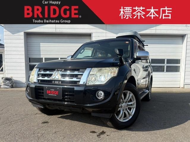 Mitsubishi PAJERO 2013 — фото автомобиля