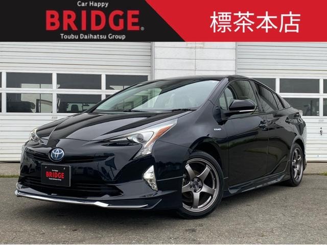 Toyota PRIUS 2018 — фото автомобиля 1