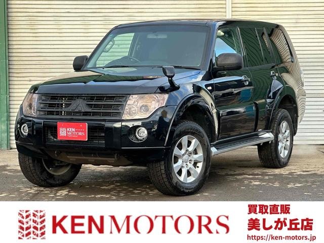Mitsubishi PAJERO 2011 — фото автомобиля 1