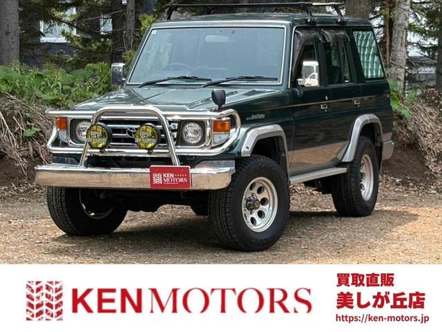 Toyota LAND CRUISER 70 1999 — фото автомобиля 1